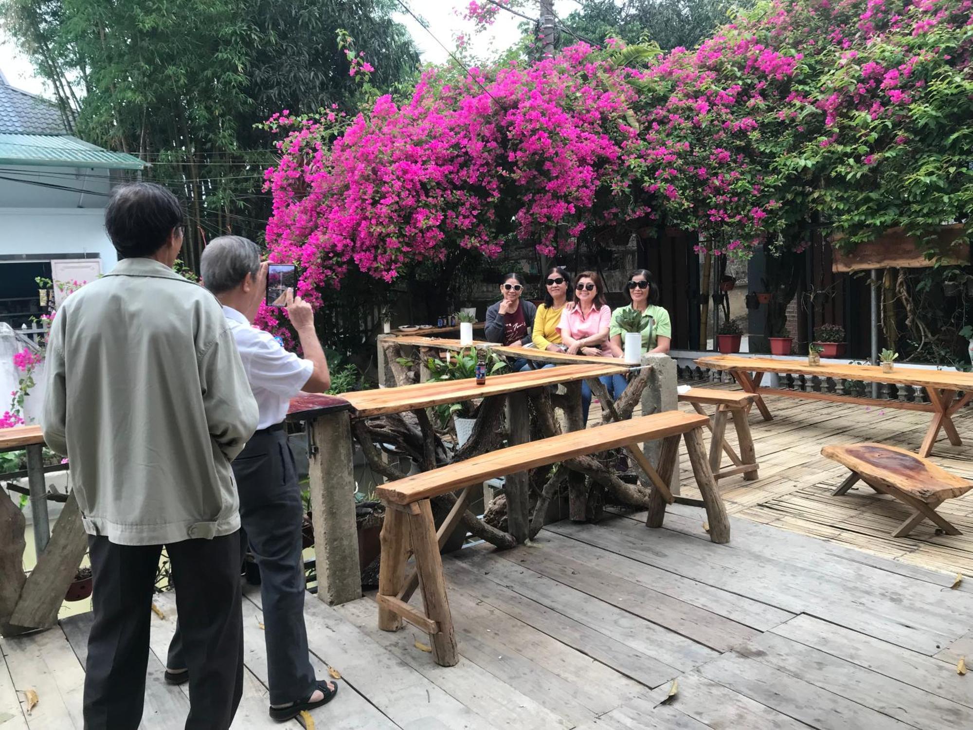 Minh Ngoc Homestay Dien Bien Phu Ban Him Lom ภายนอก รูปภาพ